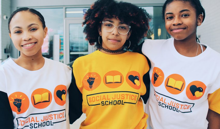 f2e770_ca0fae87fdd8462988a20065fa755525~mv2